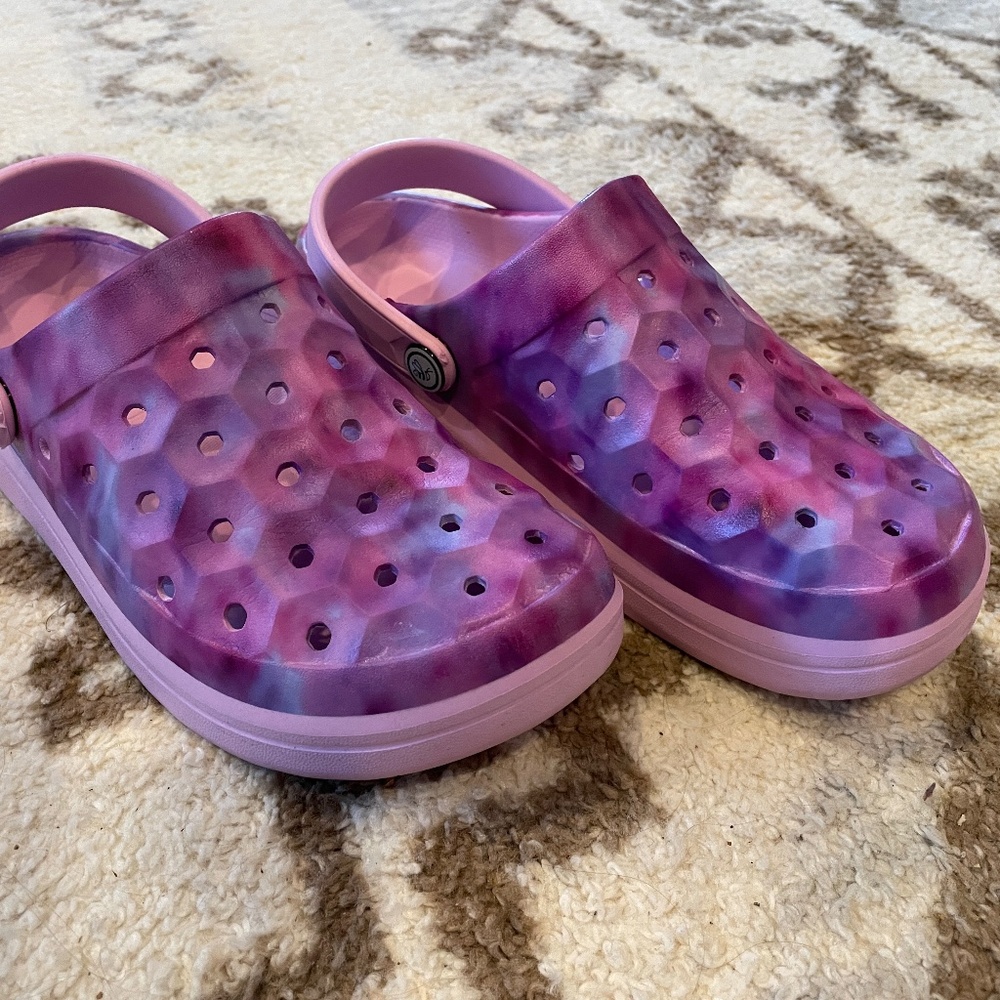 Joybee water sandals/clogs, big kids